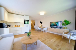EDLER WOHNRAUM Schwanenteich-Oase mit Balkon, Kaffeevollautomat, Lift & Parkplatz